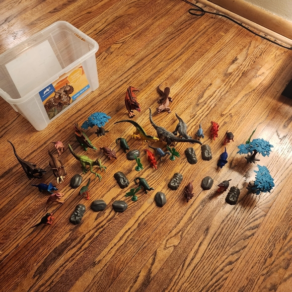 Animal Planet Mega Dino Tub Play Set - Picture 1 of 6
